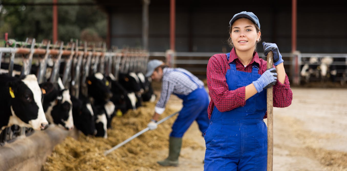 The UK’s food system must undergo significant transformation to enhance resilience against climate change and geopolitical instability, as outlined by a network of over 3,000 experts. Key recommendations include improving farming practices and reducing reliance on imports by expanding horticultural production. Additionally, land use should shift towards carbon sequestration, emphasizing tree planting and integrated landscape management to mitigate flooding and enhance biodiversity. Encouraging dietary changes to incorporate more fruits, vegetables, and legumes will benefit both public health and sustainability. These measures aim to foster a robust, sustainable food system by 2050.