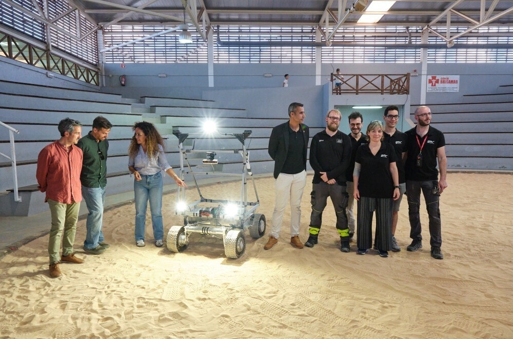 A Spanish company has developed LUPIN, a GPS-like navigation system for the moon, designed to improve lunar travel for astronauts and rovers by using signals from moon-orbiting satellites, which enhances accuracy. The European Union is urged to increase its semiconductor budget from $5 billion to $22 billion to support its goal of capturing 20% of the global chip market by 2030. Additionally, Amazon's new Vulcan robot, capable of sensing touch, will assist in item sorting, while China introduces a lightweight robot for disaster rescue. Other tech highlights include advances in nuclear reactor technology and UK investments in electric vehicle battery manufacturing.