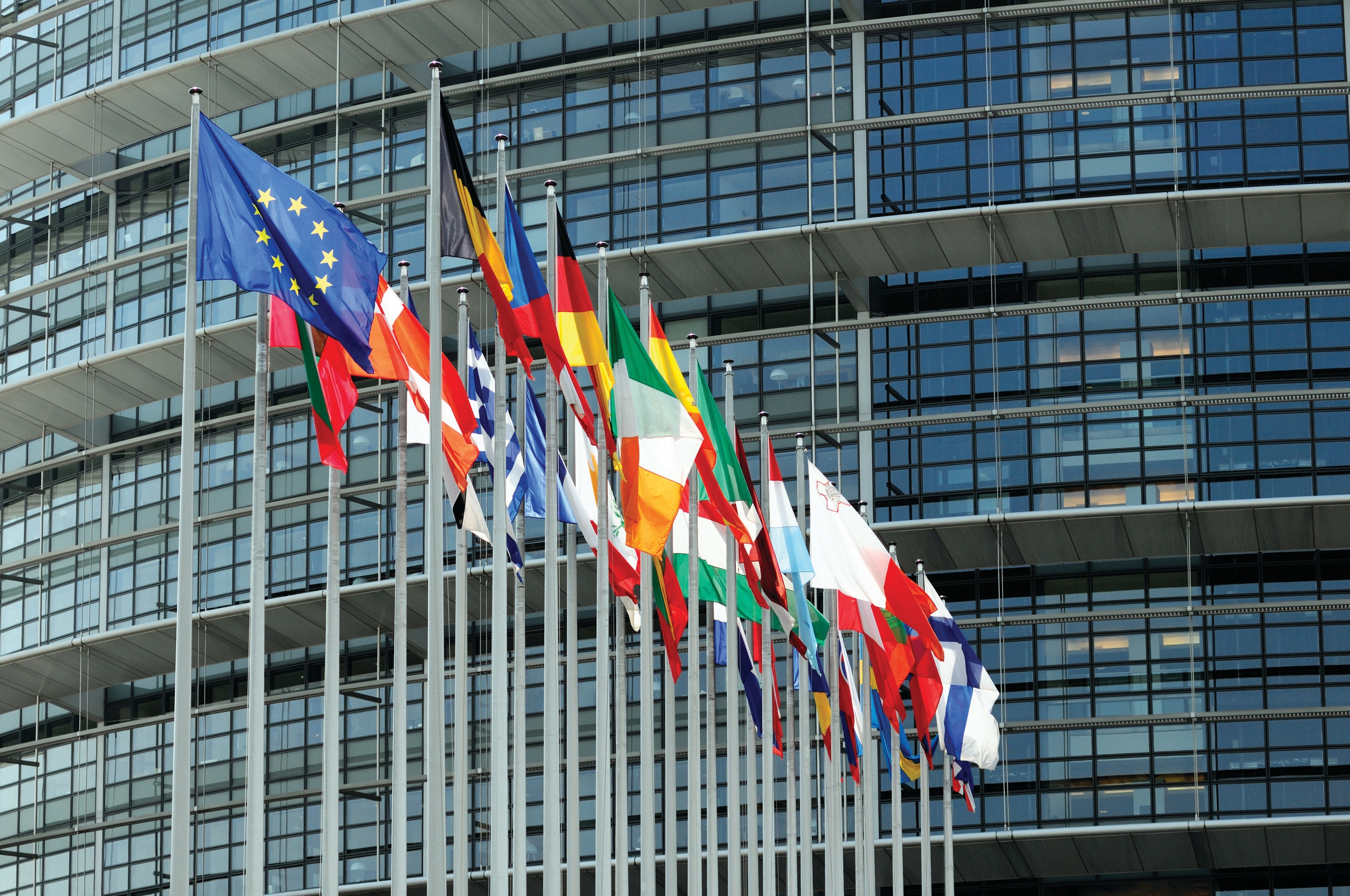 Europe requires €1.2 trillion annually to address investment challenges related to energy transition, digital transformation, and defense. Despite having substantial capital reserves, such as €37 trillion in household savings, Europe struggles with inefficient channels for deploying these funds towards long-term infrastructure. Key issues include reliance on bank lending, high barriers for SMEs in accessing debt markets, fragmented equity markets, and regulatory constraints on private credit and equity. To enhance competitiveness, Europe must improve its financing continuum, increase retail market participation, and reduce market fragmentation, enabling effective capital flow and supporting strategic aims.