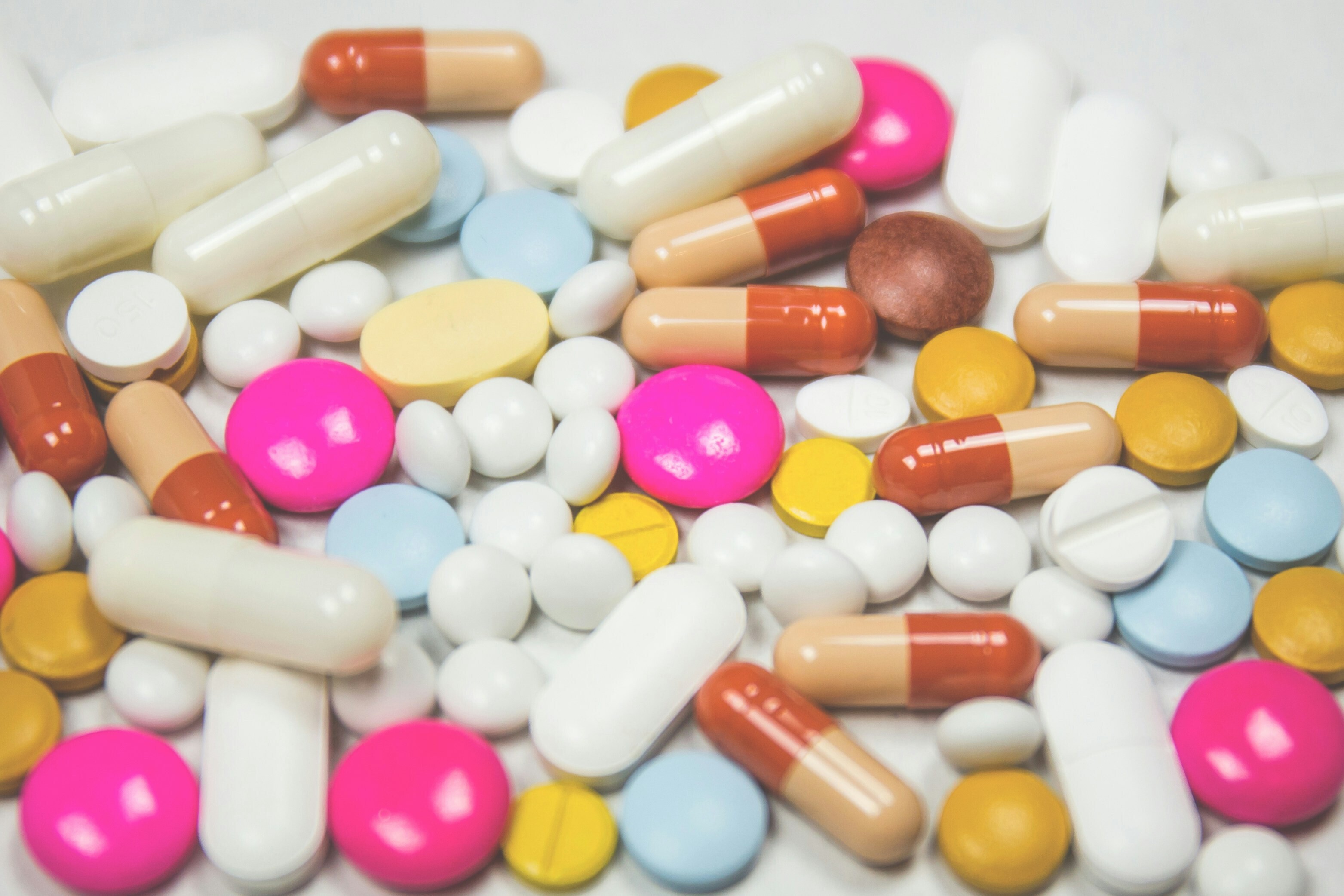 Next-generation medicines require evolved healthcare systems to ensure equitable access for patients. Despite significant advances in medical science and technology, many healthcare systems lag behind, hindering rapid treatment availability. Investment is essential for developing robust frameworks that accommodate complex therapies based on genetic data and digital tools. Recommendations include adopting a 'single dossier' approach for expedited regulatory approvals and evolving pricing models to reflect comprehensive value, encompassing long-term benefits. Integrating patient insights into healthcare processes is crucial for ensuring better outcomes and a more patient-centered system.
