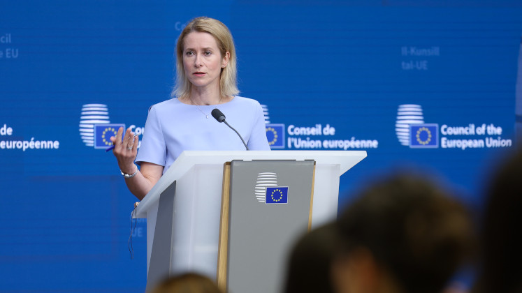 Defence spending among EU member states has risen significantly, over 30% since 2021, in response to Russia's invasion of Ukraine. Kamil Zwolski emphasizes the necessity of a coherent long-term security strategy to complement this increased spending. The war has unveiled Europe's over-reliance on NATO and the US, inadequate military readiness, and fragmented national defense policies. Key lessons include the importance of military preparedness, the limits of EU unity on sanctions, and the need to address hybrid warfare. Europe must navigate strategic pathways that balance deterrence with diplomatic efforts, addressing fundamental vulnerabilities and promoting cohesion among member states.