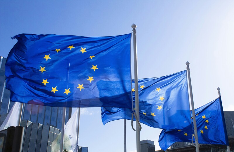 Europe is investing €180 million in sovereign cloud infrastructure to enhance technological sovereignty and reduce reliance on concentrated global hyperscalers. This initiative, seen as a response to growing geopolitical risks and dependency, aims to ensure operational autonomy by controlling cloud services end-to-end. The European Commission's new Cloud Sovereignty Framework is set to establish clear metrics for digital sovereignty. As the global sovereign cloud market is expected to exceed $250 billion in three years, Europe is positioning itself as a leader in developing a strategic, innovative, and resilient digital ecosystem.