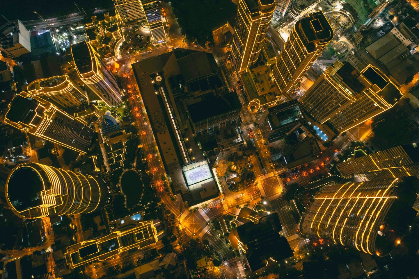 A new AI tool, SPECTRUM, developed by the Institute for Climate and Sustainable Cities, estimates the Philippines' rooftop solar capacity at 1,846.08 megawatts. The platform uses high-resolution satellite imagery and machine learning to identify and assess solar installations, including both registered and unregistered systems. Despite the identified potential, major cities have adopted less than 1% of their rooftop solar capacity, with Metro Manila at just 0.47%. The findings underscore significant opportunities for solar energy expansion in urban areas, contributing to renewable energy targets of 35% by 2030 and 50% by 2040 in the Philippines.