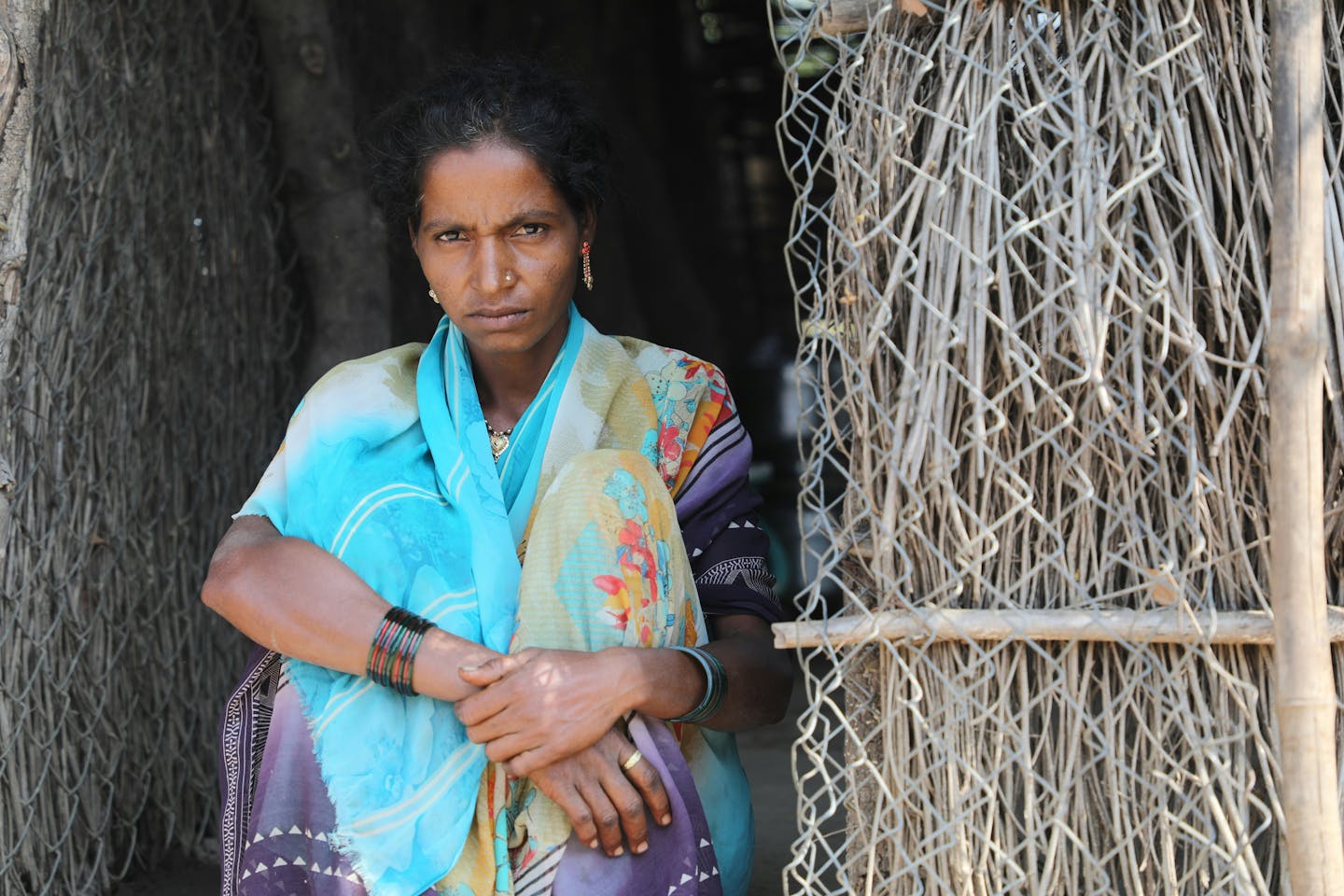 Unseasonal rains in India, particularly in Kerala, have led to significant crop losses for farmers due to delayed harvesting and spoilage, exacerbated by climate variability, pests, and land degradation. Research indicates that up to 30% of crops in India are lost annually, with contamination from mycotoxins posing serious health risks. Advanced technologies like AI and remote sensing are being utilized to improve early warning systems and protective agricultural practices. Addressing the unequal impacts of these losses, particularly from a gender perspective, is essential for fostering resilient and sustainable farming systems.