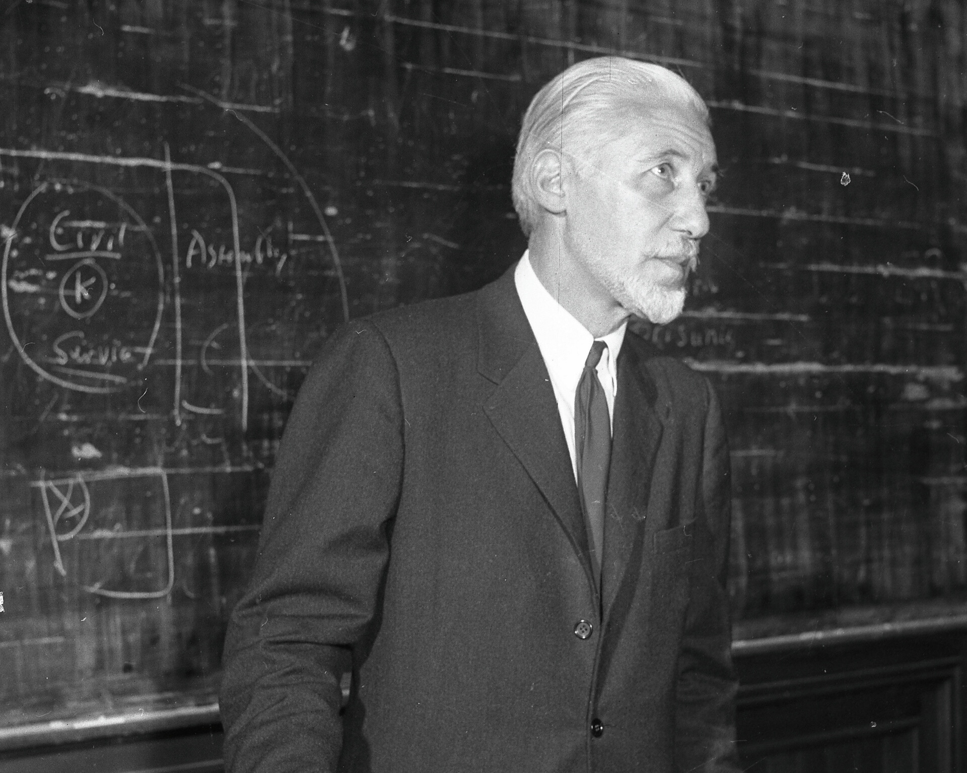 Futurism in Europe, from its CIA-funded origins in the 1960s to contemporary EU strategic foresight, has aimed to protect the liberal order against radical mass politics. While historically influential figures like Bertrand de Jouvenel promoted the discipline, advocating for a futures-oriented perspective, the increasing participatory nature of futurism raises concerns that popular sentiment could destabilize established frameworks. The evolution of this discipline reflects ongoing tensions between liberal democracy and emerging radical ideologies.