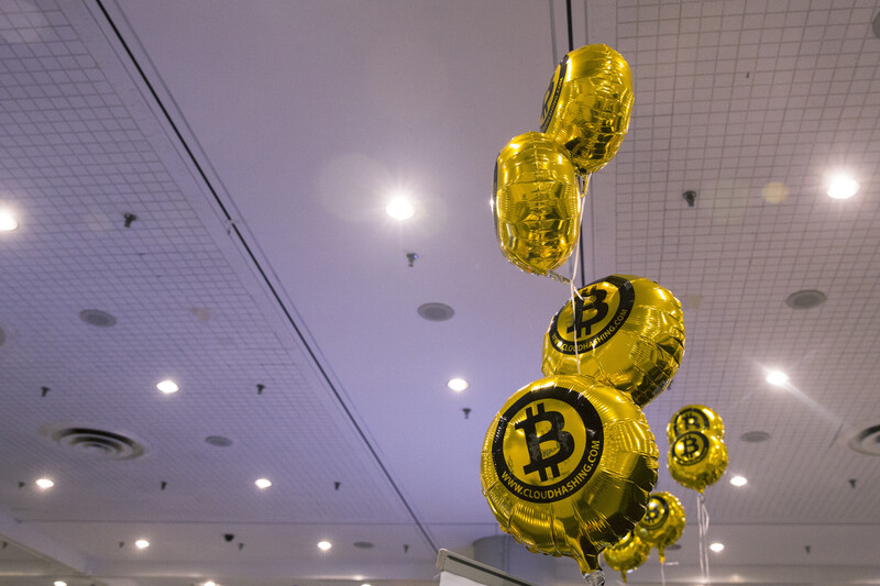 The global economy is confronting three interconnected financial bubbles involving cryptocurrencies, artificial intelligence (AI), and soaring debt levels. Historical precedents relate to past market manias, indicating potential patterns. Recent significant investments in AI have been overshadowed by rising skepticism, particularly after warnings from industry leaders about the risks of an AI bubble. The cryptocurrency market is also showing volatility, with Bitcoin's downturn raising concerns of its impact on broader assets. Global public debt now exceeds $100 trillion, further complicating the economic landscape as borrowing increases, especially for AI infrastructure development, indicating possible long-term repercussions if these bubbles burst.