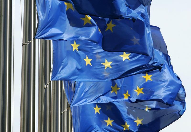 The article discusses a course that explores the role of space and cyberspace in international diplomacy and security. It covers topics such as mechanisms for international cooperation in space, regulatory challenges in managing space resources, and the role of international treaties. The course also addresses the implications of cyber threats on space infrastructure and strategies for preventing conflicts. The focus is on the European Union and international organizations in establishing an effective regulatory and diplomatic framework. The language of instruction is Italian, with the possibility of some modules in English.